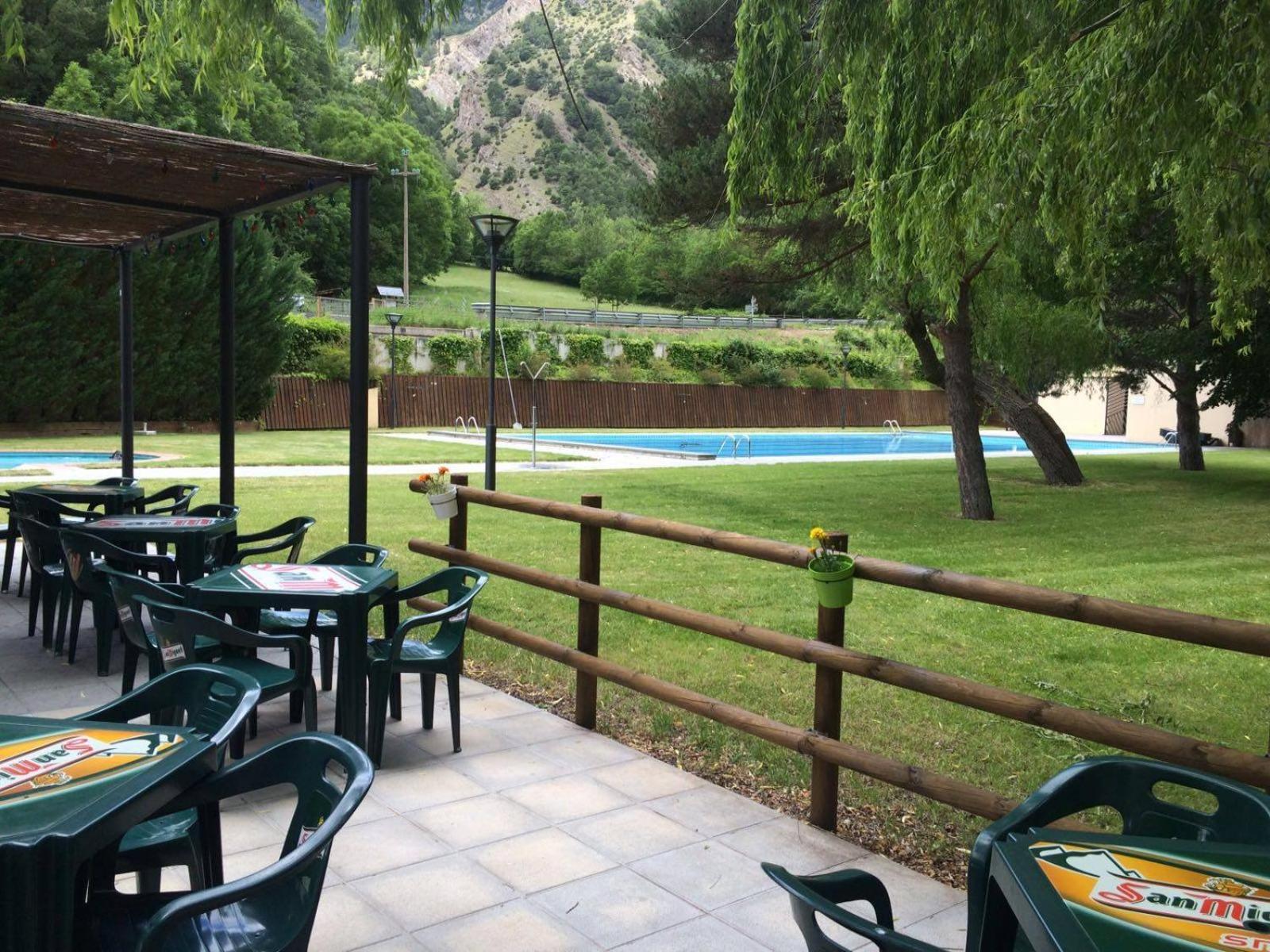 Camping Llavorsí Exteriör bild